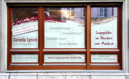 Logopädie Daniela Lynen Praxisbeschriftung als Sichtschutz